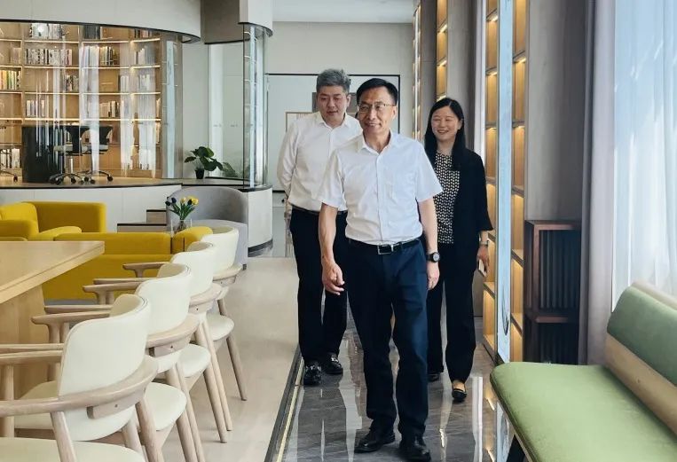 萧山区政协叶建宏主席一行莅临爱游戏最新官网_爱游戏(中国)
集团进行委员走访